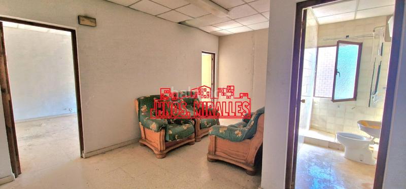 Foto a957b3cf-02ee-46ff-a375-20fa2052e43f. Alquiler nave industrial disponible alquiler de nave en zona industrial del poligono de carrus !! en Elche / Elx