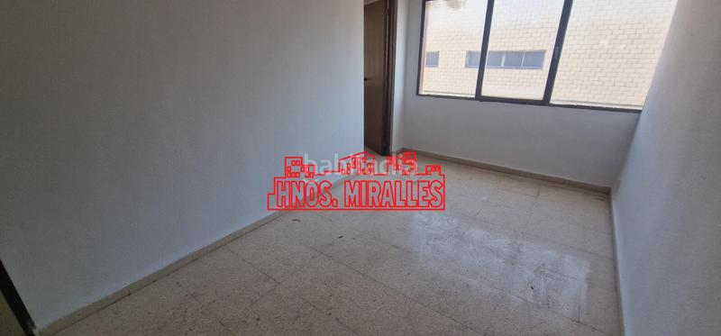 Foto c1f1c40d-1985-4934-ab64-01aeb7d2ea31. Location bâtiment à usage industriel dans San Crispín Elche / Elx