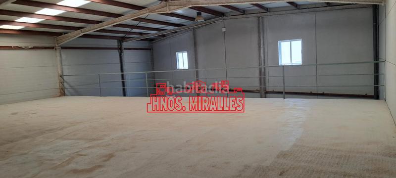 Foto 0619fd3d-2f43-4739-a3f3-beff6b2bb418. Fabrikhalle in Pedanías Este Aspe