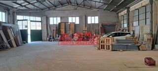 Bâtiment à usage industriel à El Castillo. Se vende nave de 1000m2 o para construir en aspe