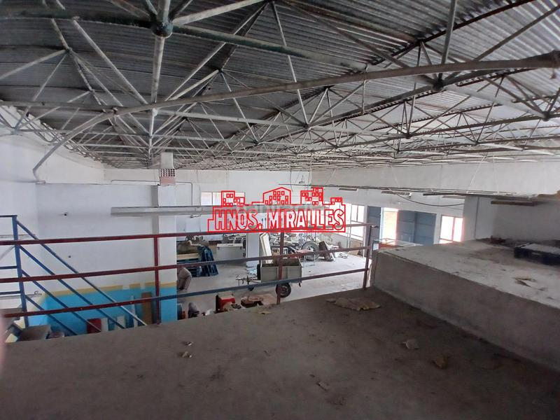 Foto 79201d60-bbe4-4bea-9daa-55187a969144. Bâtiment à usage industriel dans Algueña