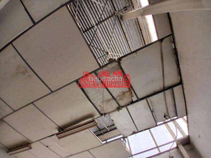 Foto a8177214-0bfe-4e8e-8799-6050f7f86c62. Bâtiment à usage industriel dans Algueña