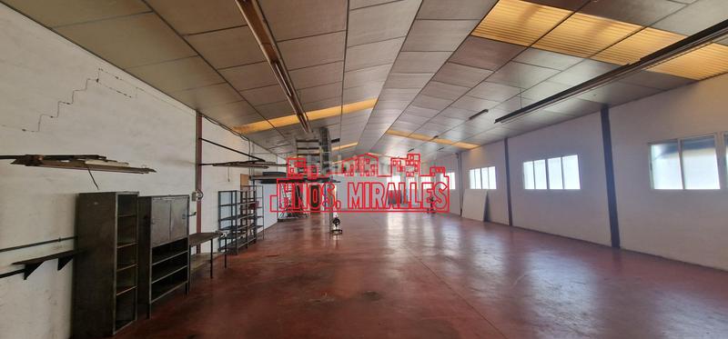 Foto f46f1575-4372-4e79-a6a2-31463219ea53. Miete fabrikhalle in El Toscar Elche / Elx