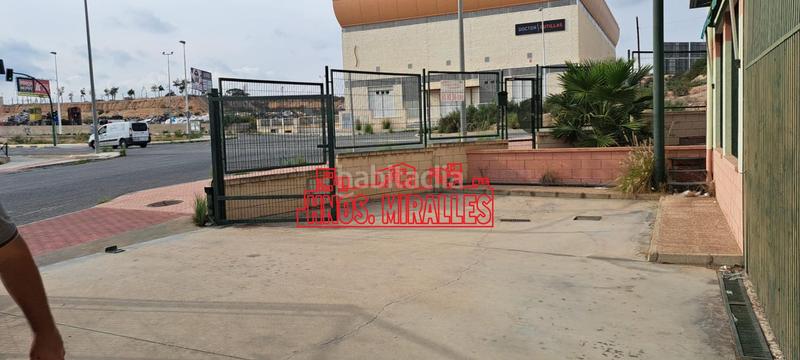 Foto 7d2e4611-ccc7-49c4-8b77-2f23cf3fa345. Location bâtiment à usage industriel dans San Crispín Elche / Elx