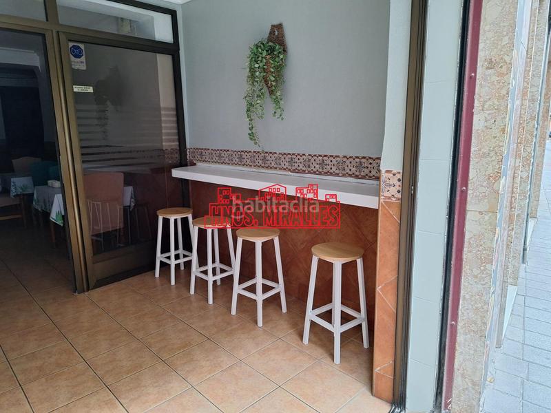 Foto 16718e95-0254-42c6-a896-f0b1e20e470b. Rent business premise in Reina Victoria - Miguel Hernández Elche / Elx