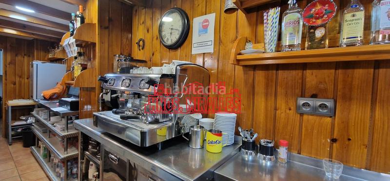 Foto 86974b58-7804-4234-978d-d8cacfdde248. Rent business premise in Reina Victoria - Miguel Hernández Elche / Elx