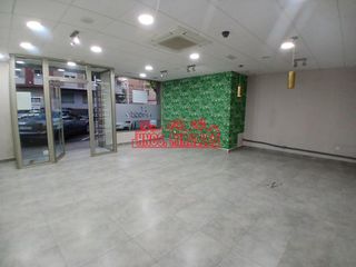 Local Comercial a Novelda. Estupendo local en el centro de novelda !!!