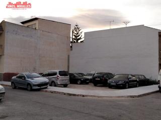 Terreny residencial a Rojales. Se vende solar en el centro de rojales
