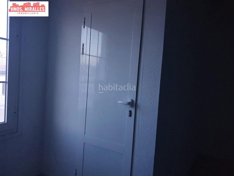 Foto e0eebb73-6323-41a5-9ba8-a19a52c6c8e9. Lloguer local comercial a Benijófar