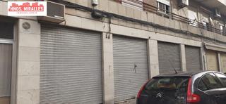 Local commercial à San Crispín. Local en carrus