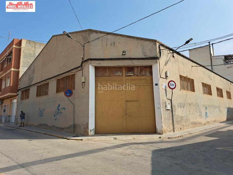 Foto e9e547f7-400a-4ef7-bd87-64d1c00e33c2. Miete fabrikhalle in Albatera