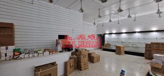 Rent Industrial building in . Interesante nave industrial en plena avenida de novelda.