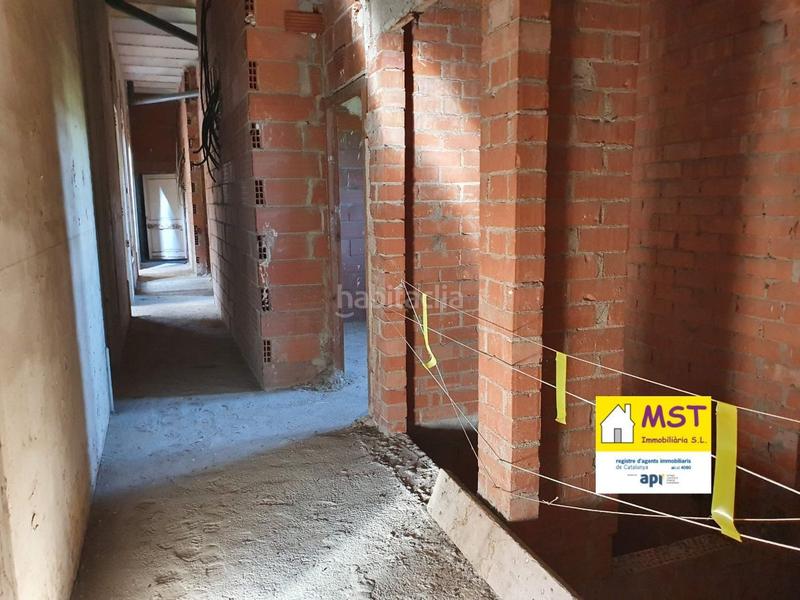 Foto 4cfb189e-3e99-4dc1-91ae-fae5f99637b1. Chalet edificio en venta en viladomiu vell en Gironella