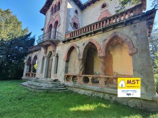 Chalet  Colegio viladomiu vell. Edificio en venta en viladomiu vell
