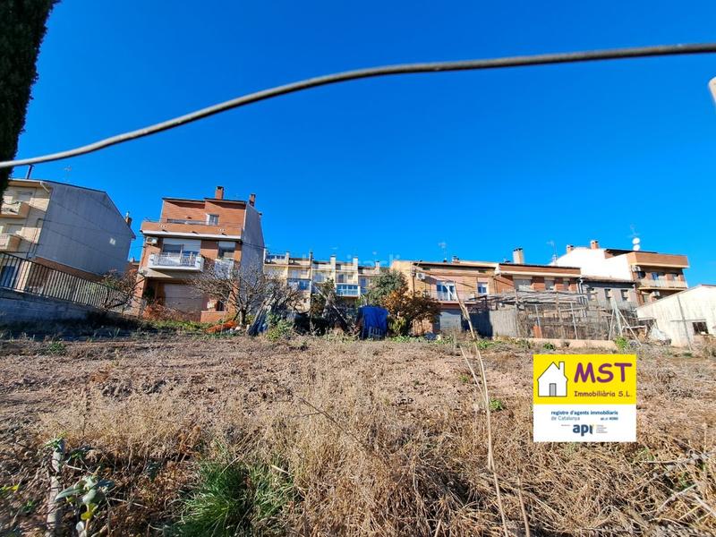 Foto b2e6335a-34c4-4275-b5d4-19670f15cfd8. Terreny residencial a Navàs