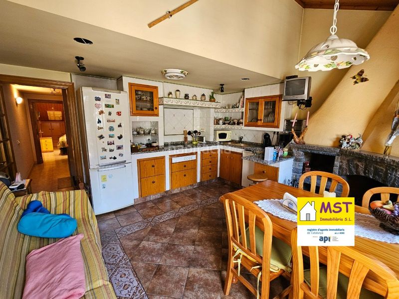 Foto 4849462c-d10c-44c4-ad2a-313db1cd5e44. Duplex con riscaldamento in Gironella