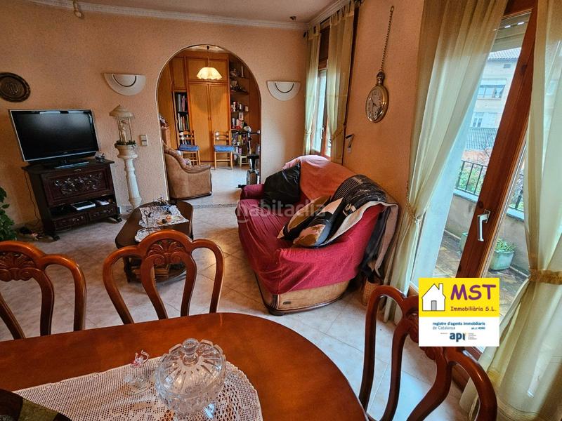 Foto d12ac276-e98a-4a42-9213-bb1826ba48db. Dúplex  en venta en Gironella