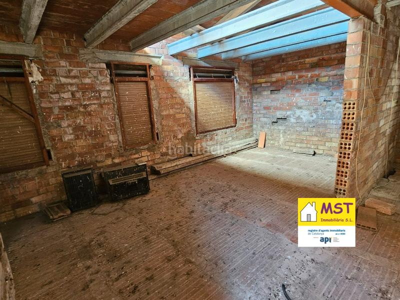 Foto f40e7efa-f392-497e-8275-6ec0cc77ef18. Casa amb aparcament a Puig-reig