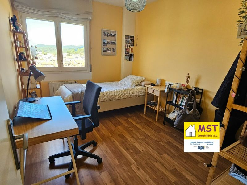 Foto a89371f5-9099-43ea-8dd5-d659fb1b7797. Piso  en venta en Artés