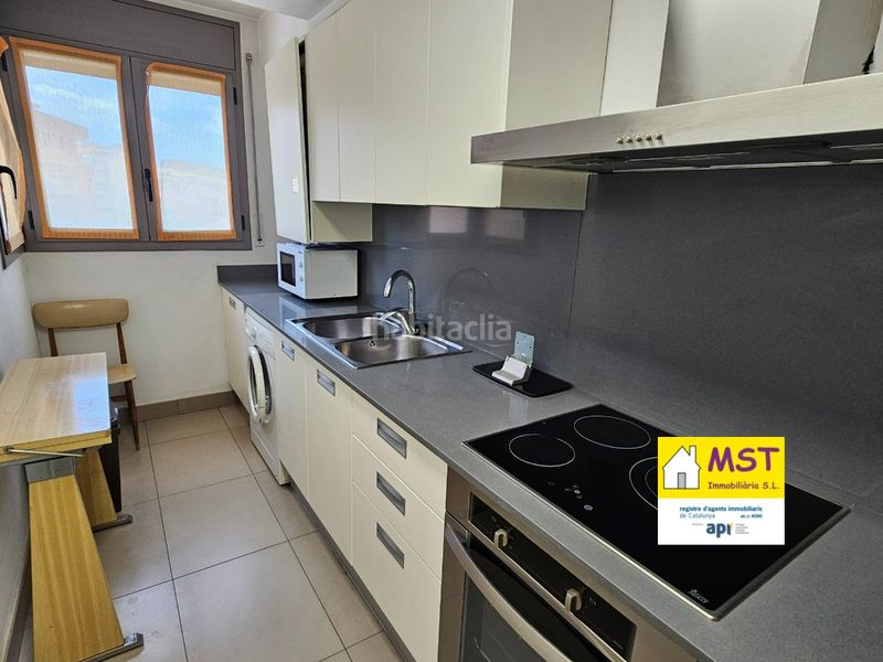 Foto c6457ba6-e926-41d1-bdb0-11930d6ab766. Flat with heating in Navàs