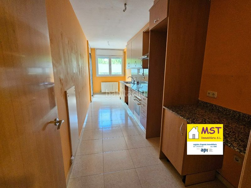 Foto fe6ec5b6-c825-4678-a32b-3282688e7f7b. Piso  en venta en Navàs