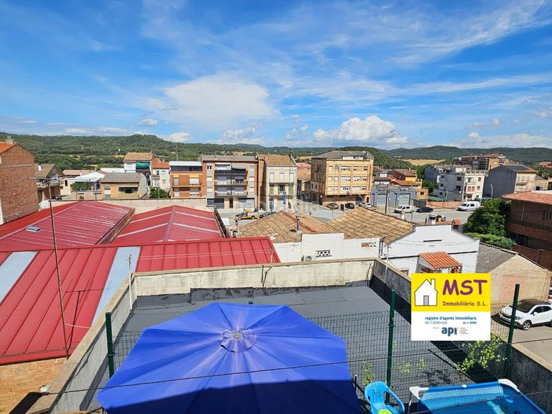 Foto 83abd4f7-d880-46e3-84ae-7d6848d636c9. Pis amb calefacció aparcament a Navàs