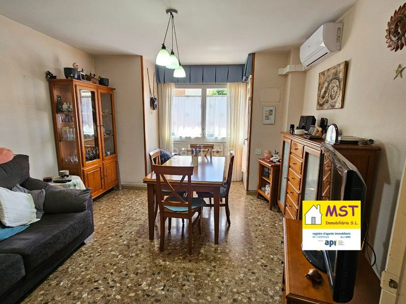Foto c2714e1e-2b87-4abc-b33d-7a8bc53b7788. Flat with heating in Navàs