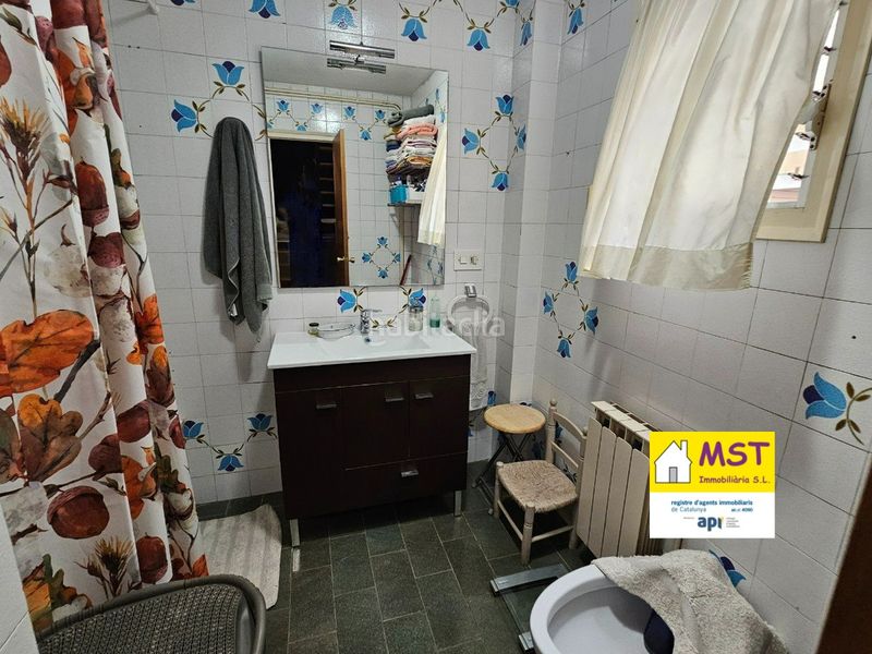 Foto eb380e06-a9c9-459f-b98b-050bc218d744. Flat with heating in Navàs