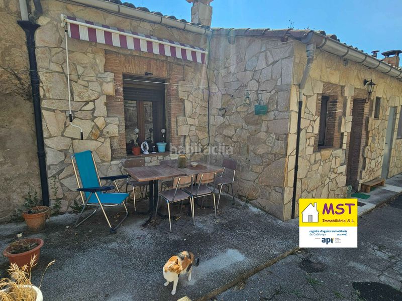 Foto 89223e74-95b5-44d0-9926-da6d1df202f8. Casa adossada amb xemeneia calefacció a Casserres
