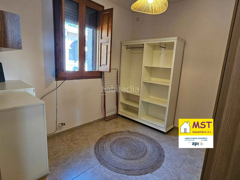 Foto bc4e91f3-f62d-467b-abd3-73f05f30ac4e. Casa adossada amb xemeneia calefacció a Casserres
