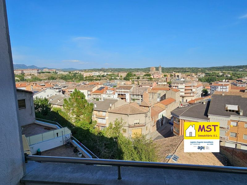 Foto 0e80a222-f948-423b-9261-758c95ca9bfb. Dúplex amb calefacció aparcament a Gironella
