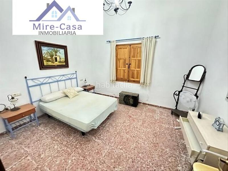 Foto 1084c9c7-406a-4058-b3a8-506fa77057cc. Chalet mit parking pool in Valverde Elche / Elx