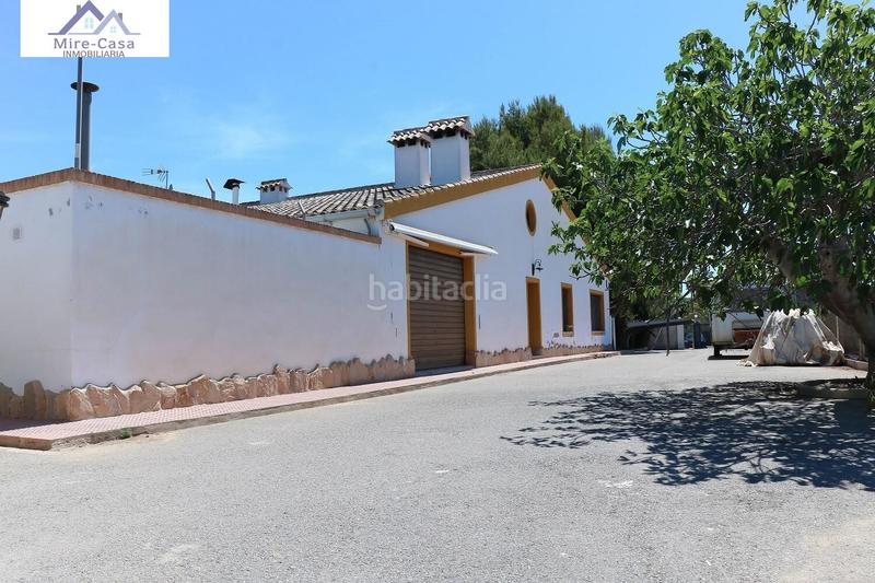 Foto 2816de84-e97e-4132-b763-04c44ab95d4a. Chalet mit parking pool in Valverde Elche / Elx