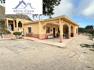 Xalet en Hondn de las Nieves. Se vende chalet en hondon de las nieves