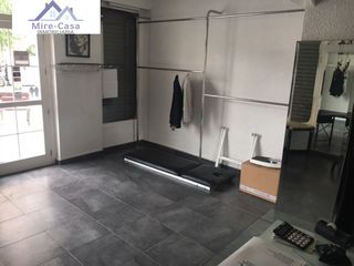 Business premise en El Toscar. Se vende local comercial en avenida de novelda