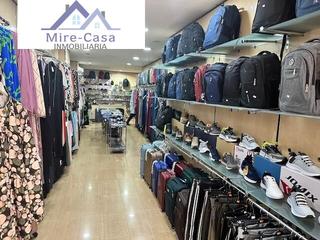 Lloguer Local Comercial a Carrús Este. Se vende o alquila  local comercial zona nit alba, montado como