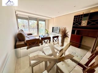 Location Appartement à Centro. Se alquila piso en el centro con garaje y ascensor