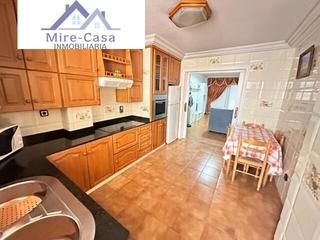 Location Appartement à Carrús Oeste. Se alquila vivienda con ascensor, se solicitan ingresos para seg