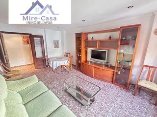 Miete Etagenwohnung in Carrús Oeste. Se alquila piso con ascensor