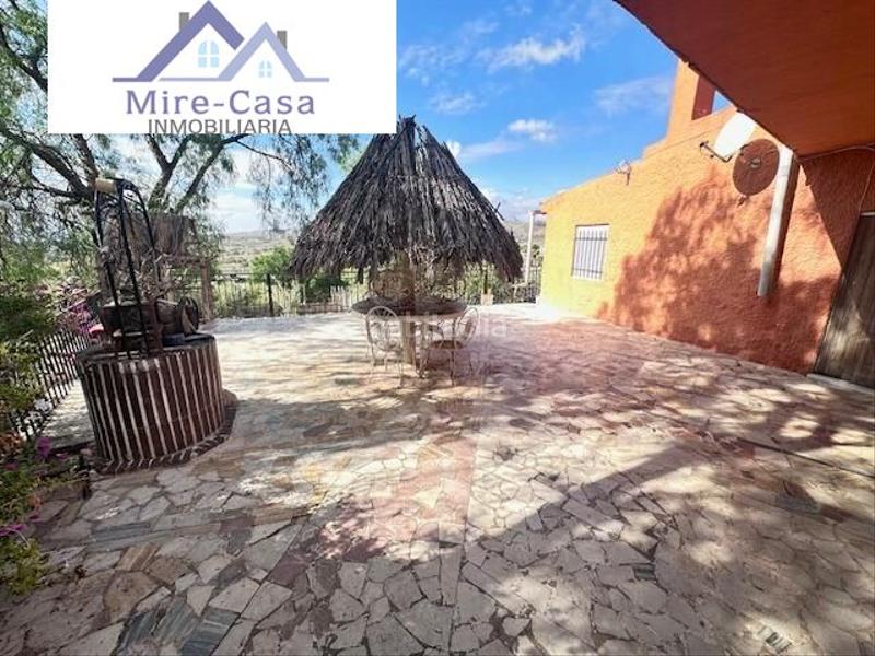 Foto bd6a7dc8-4b2f-4129-9a6e-678e75bb1db5. Chalet with parking pool in Peña de las Águilas Elche / Elx