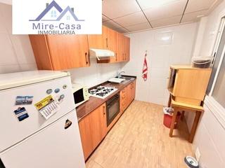 Location Appartement à Carrús Oeste. Se alquila tercero real con cuatro habitaciones