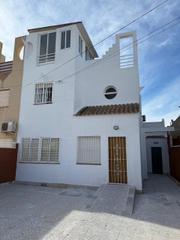 Casa adossada a Zona Carrefour - Urbanizaciones. Se vende adosado zona carrefour