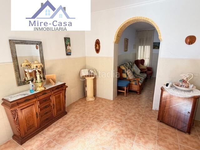 Foto ba41b1f3-a161-4eb0-b5e4-16b59b20472d. Planta baixa a Centro Elche / Elx