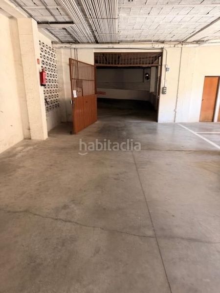 Foto f6c31584-0f7a-4ccf-a31e-05bb159b31f9. Aparcament cotxe a Carrús Oeste Elche / Elx
