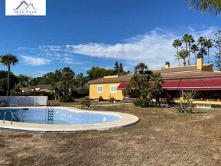 Chalet en Pea de las guilas. Chalet en pea aguilas parcela 4000 metros urbano