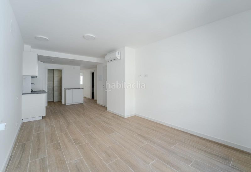 Foto b8d2eb40-b602-40f7-8e58-c0486af5bb14. Edifici a calle dr buades 6 a Carolinas Altas Alicante