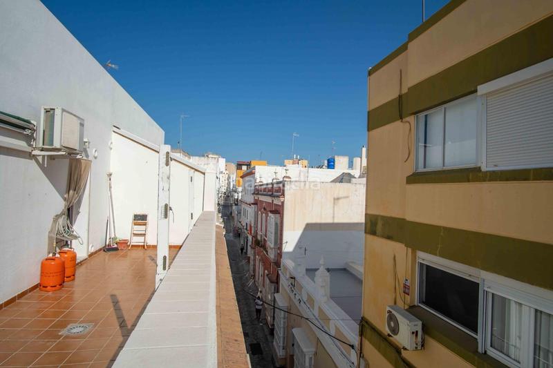 Foto c7d9e3b7-e482-40ca-b538-0b323a0f48ba. Ático buscas un atico con encanto? en Centro Ciudad San Fernando
