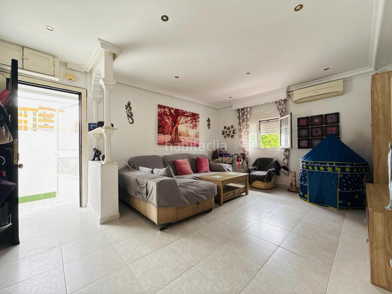 Foto 26f269bc-e85c-4d63-8c57-14ea5cad400d. Casa  en planta alta con trastero, patio y azotea en el centro zona cayetano roldan , cementerio. en San Fernando