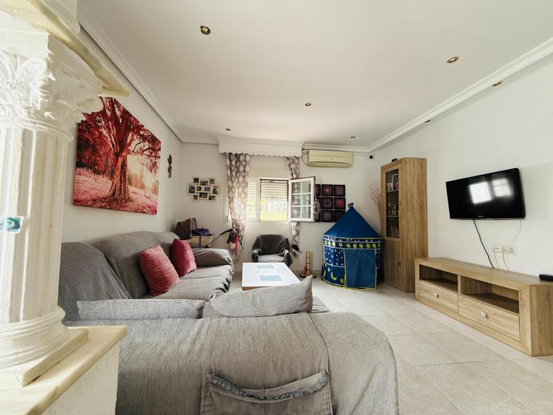 Foto 91c2747f-bb99-42a2-8e5e-4483d0d63f95. Casa  en planta alta con trastero, patio y azotea en el centro zona cayetano roldan , cementerio. en San Fernando