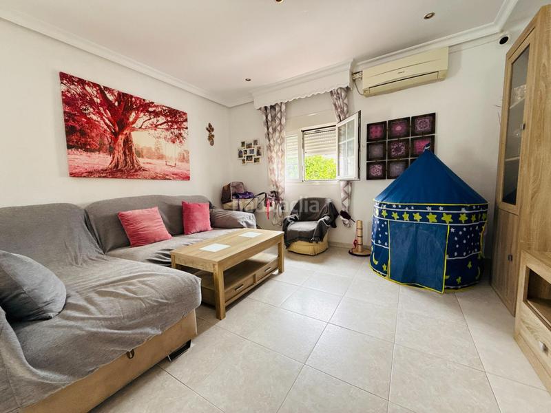 Foto c7a0b370-acfc-4887-a696-00fd51b73c7f. Casa  en planta alta con trastero, patio y azotea en el centro zona cayetano roldan , cementerio. en San Fernando